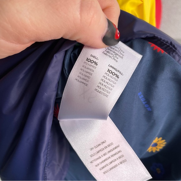 Mother NWT The Pillow Talk Tri Color Puffer Vest in Building Block - Picture 8 of 8